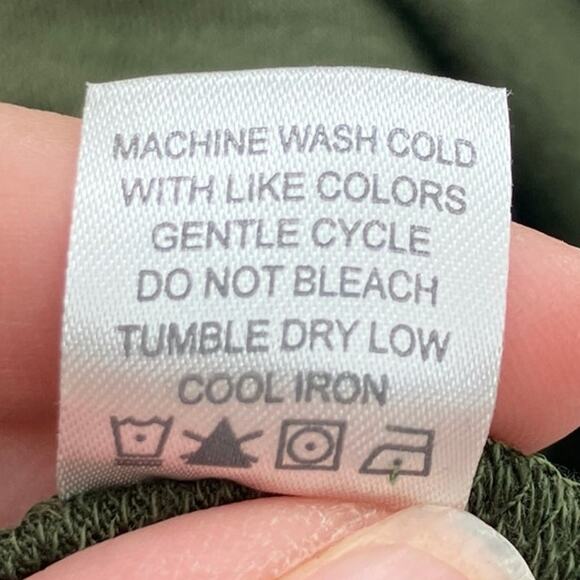 Charming Charlie Olive Green Lightweight Cold Shoulder V Neck Blouse Shirt Top - Picture 5 of 6